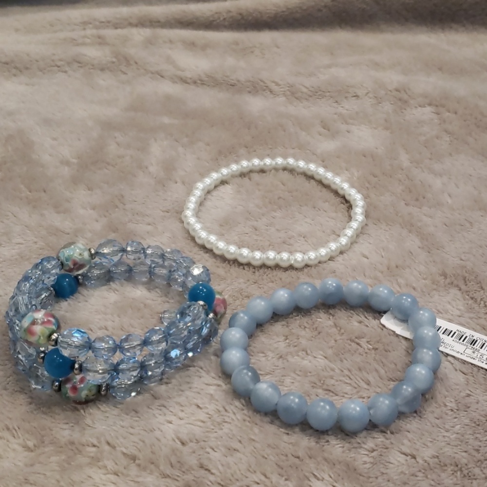 Set of 3 bracelets